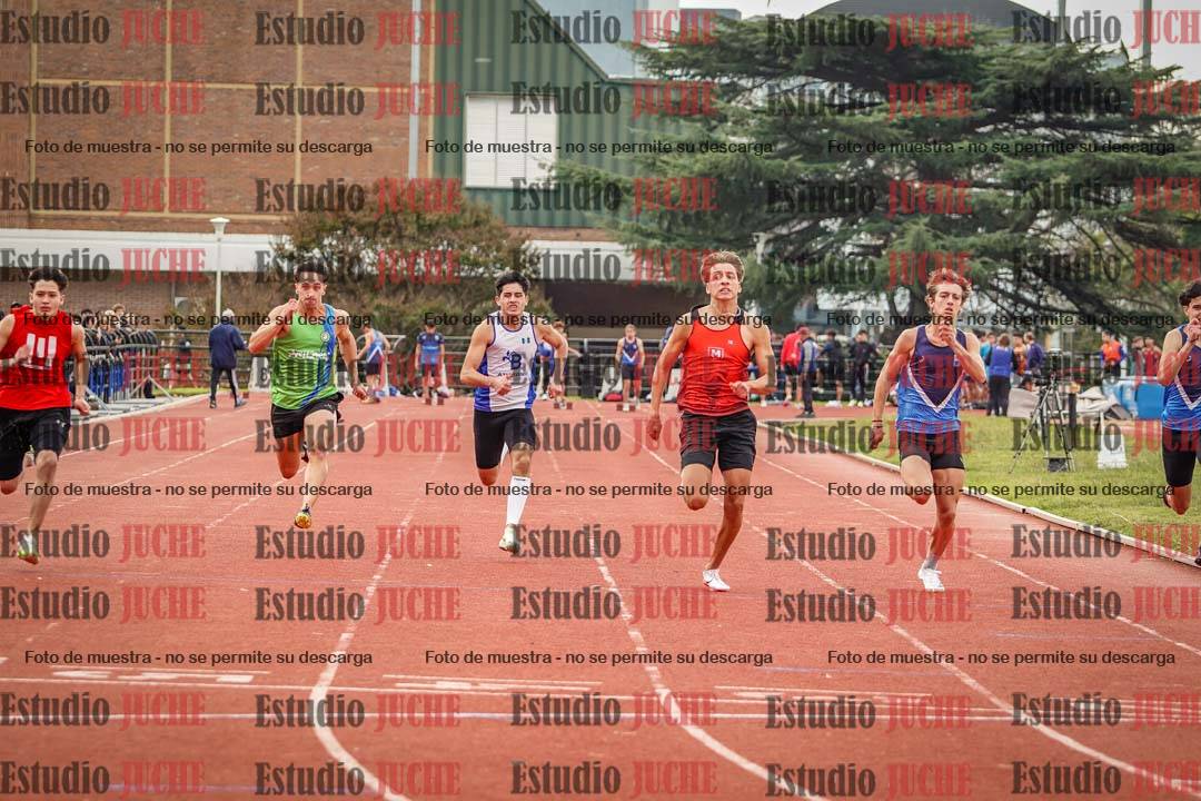 Fotos de los 100 m llanos de varones