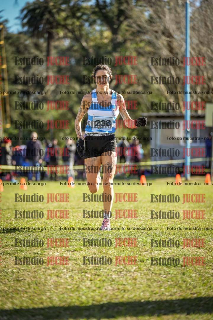 Fotos de la llegada del cross de 6000 m