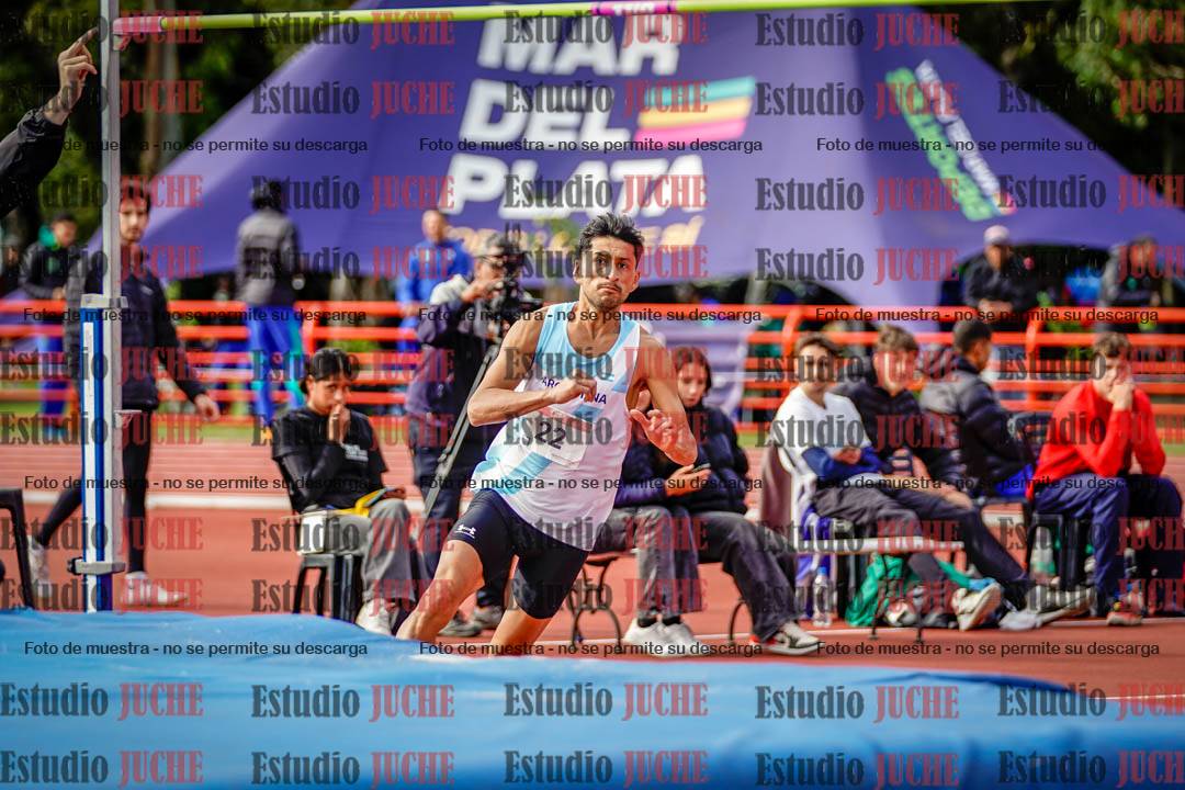 Fotos del salto en alto de varones - FINAL