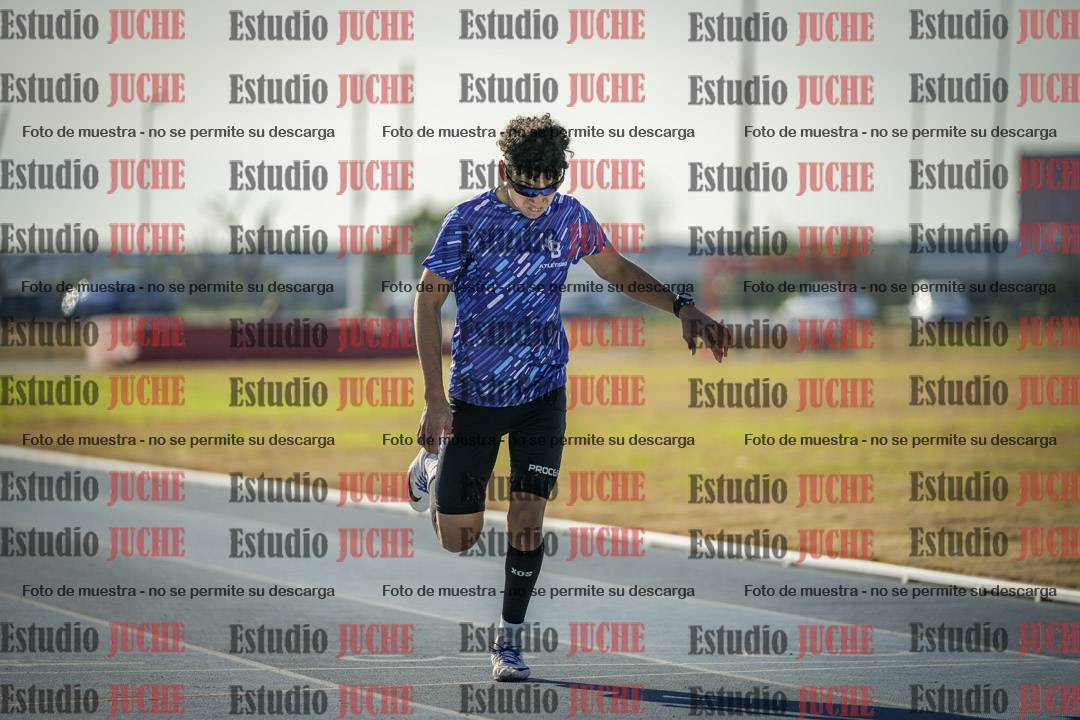 Fotos de los 400 m llanos de varones
