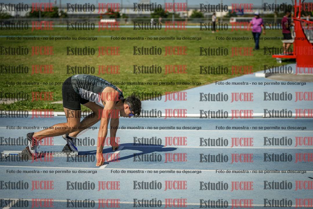 Fotos de los 400 m llanos de varones