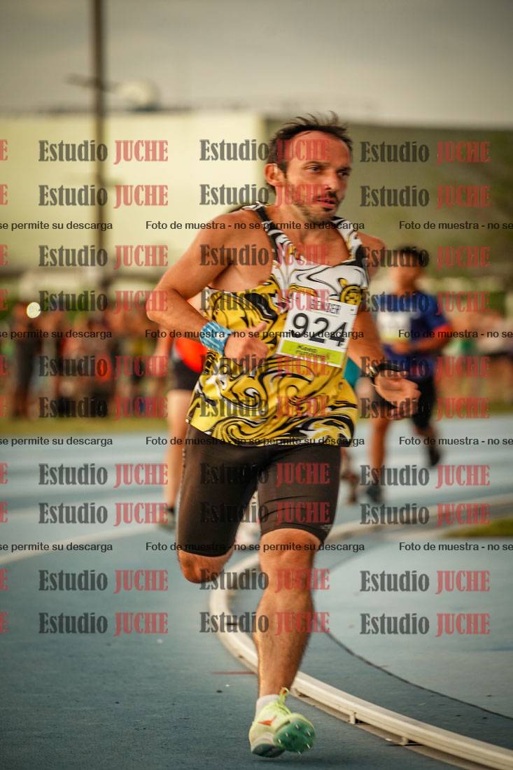 Fotos de los 1000 m llanos de varones