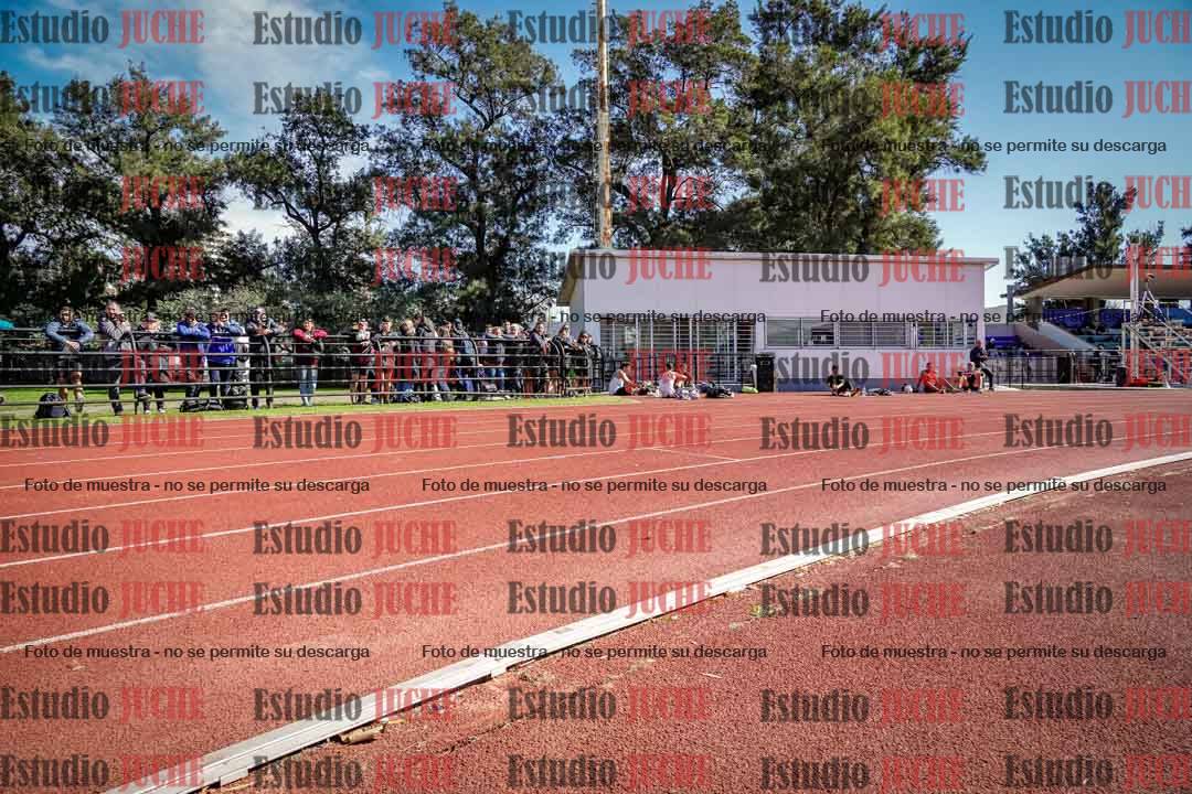 Fotos de los 800 m llanos de varones