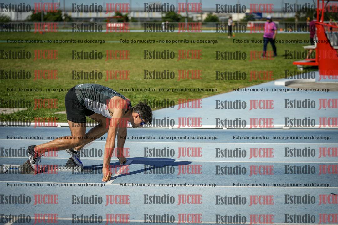 Fotos de los 400 m llanos de varones