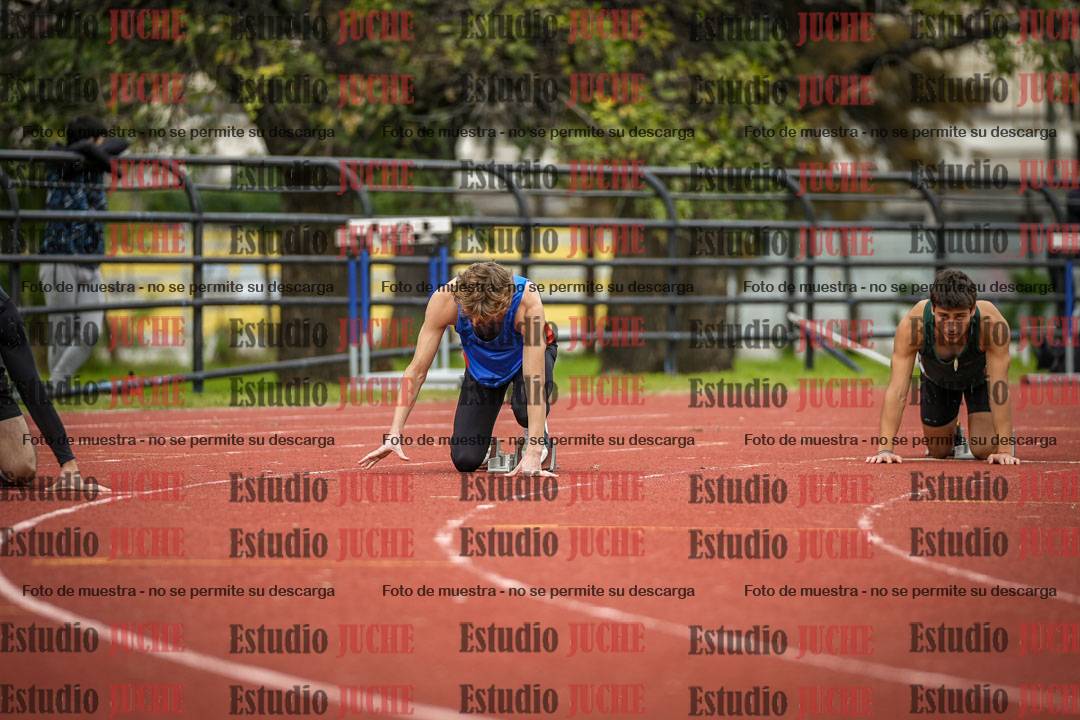 Fotos de los 200 m llanos de varones