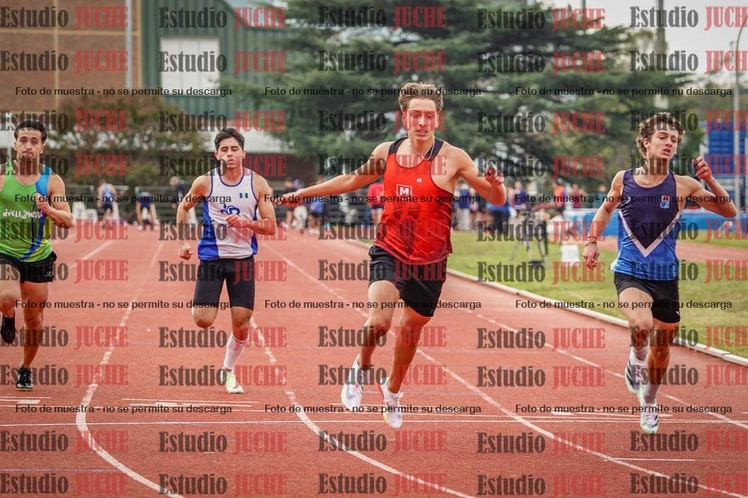 Fotos de los 100 m llanos de varones