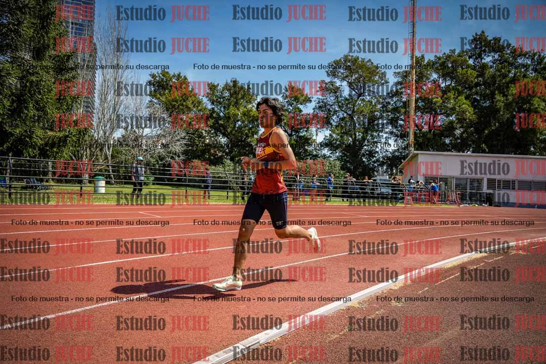Fotos de los 2400 m llanos de varones