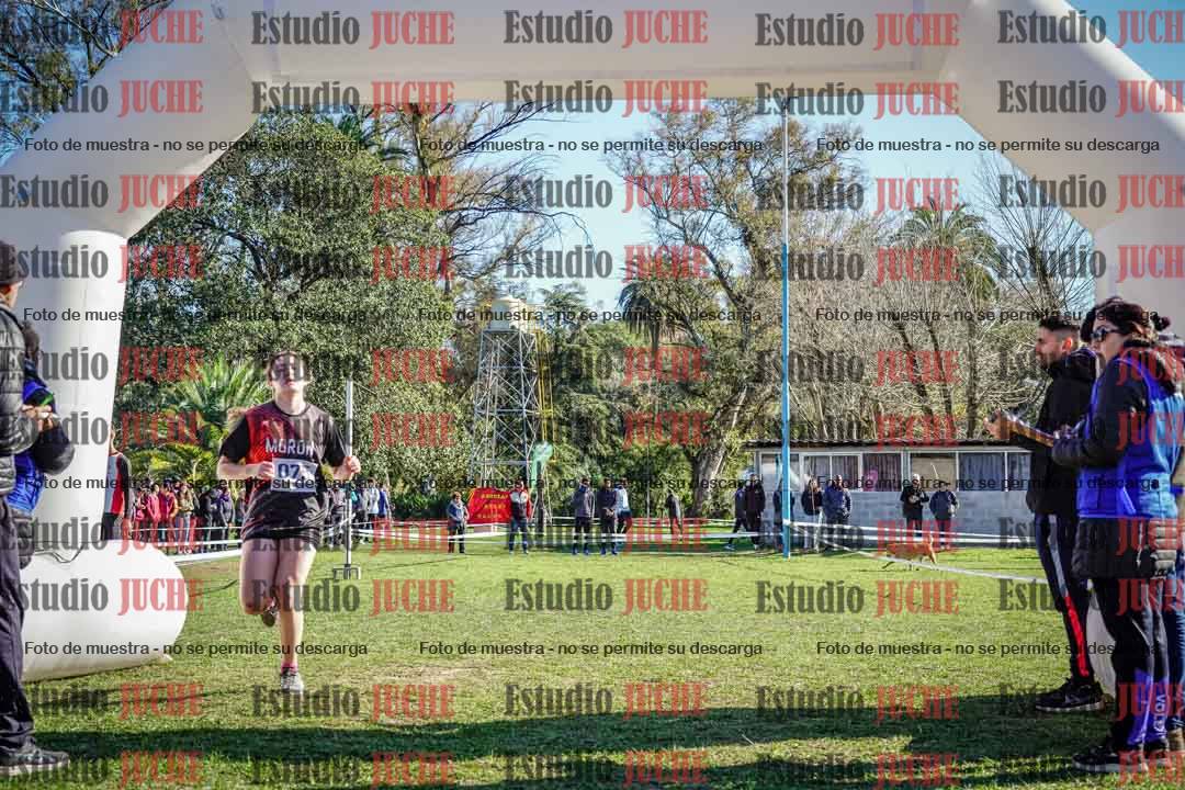 Fotos de la llegada del cross de 3000 m