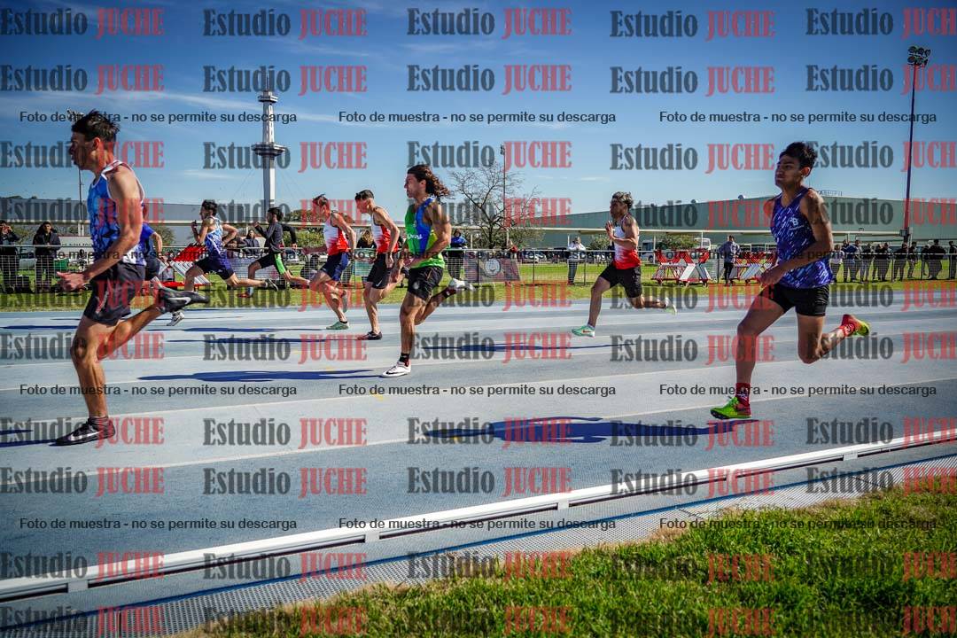 Fotos de los 100 m llanos de varones
