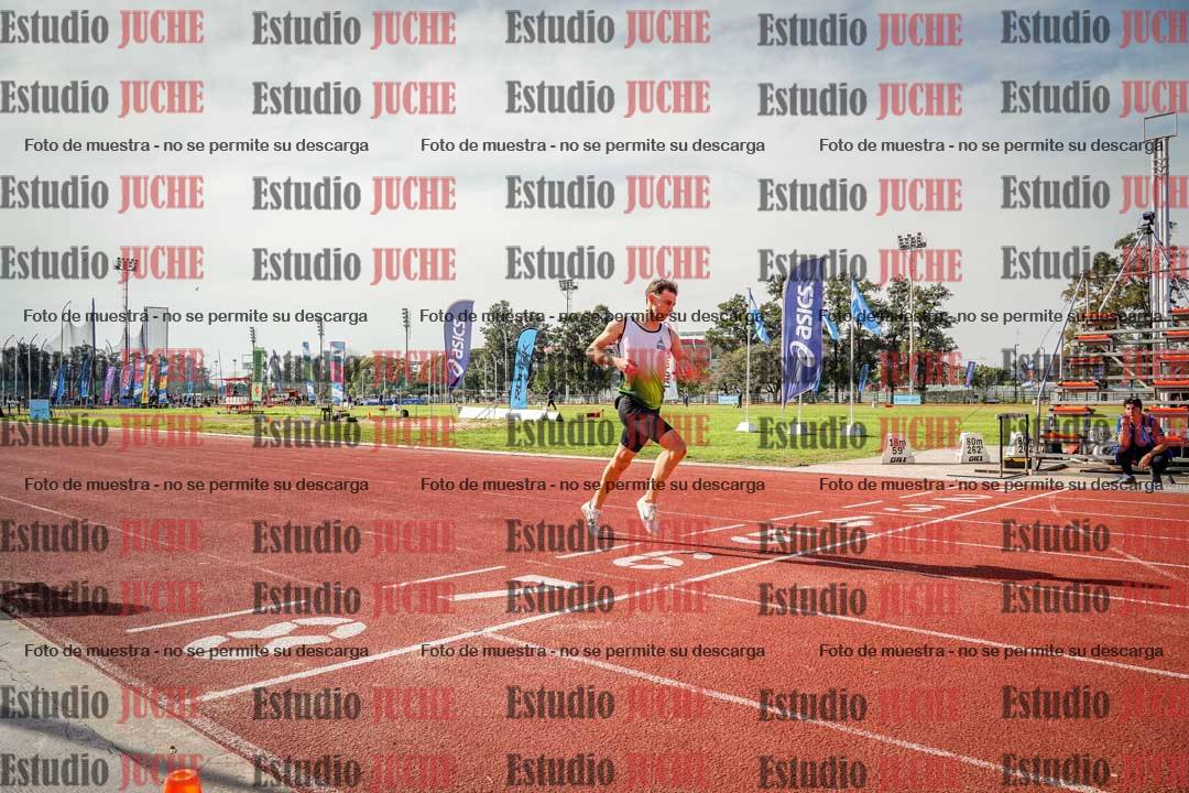 Fotos de los 400 m llanos de varones