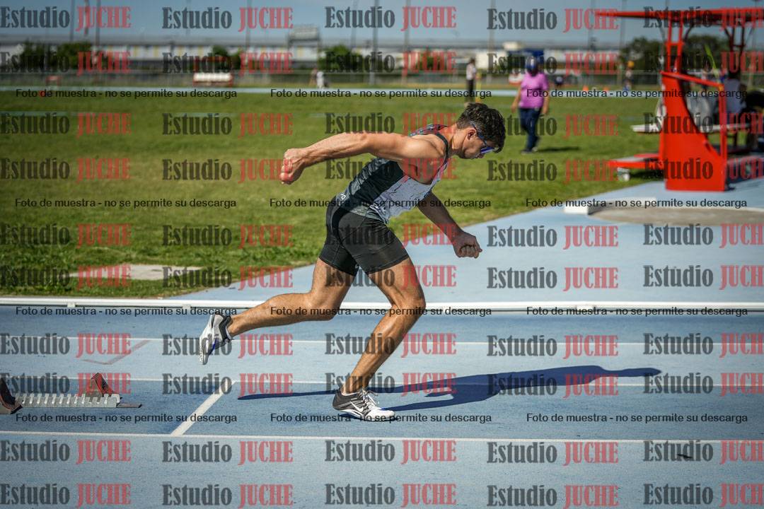 Fotos de los 400 m llanos de varones