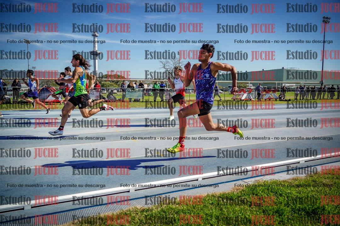 Fotos de los 100 m llanos de varones
