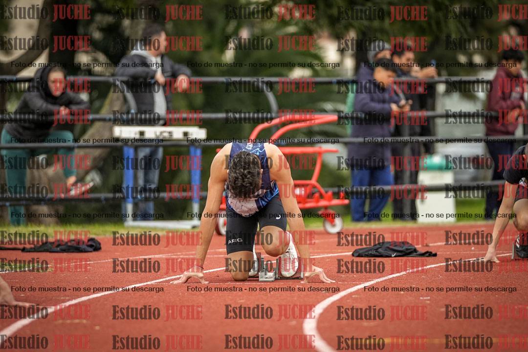 Fotos de los 200 m llanos de varones