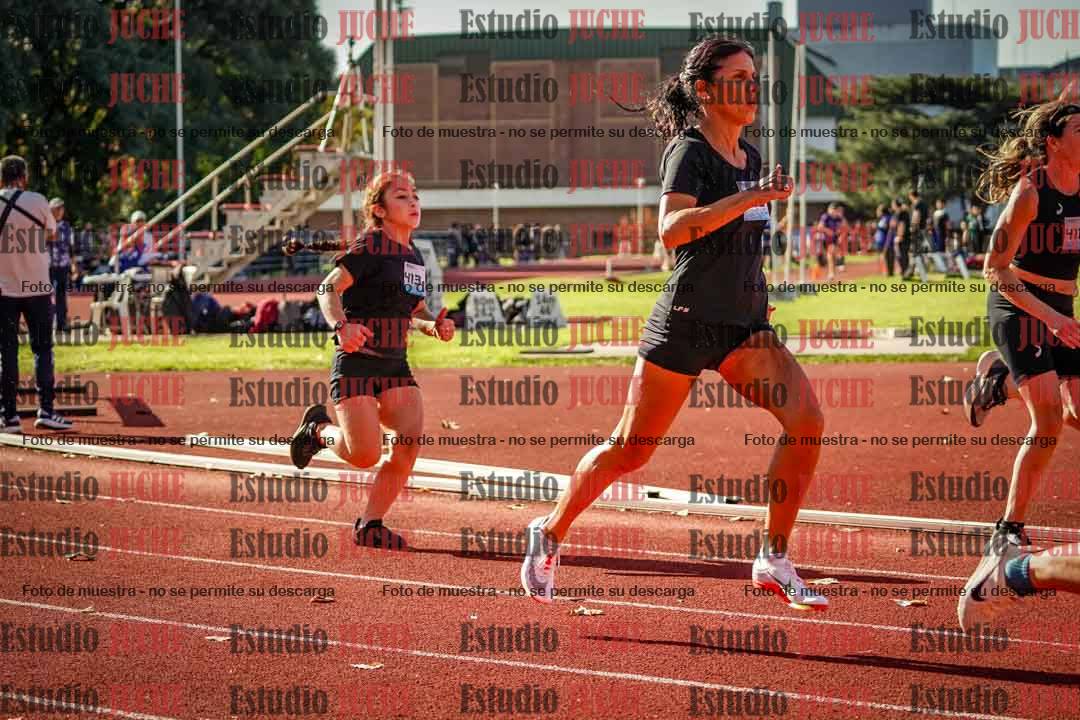 Fotos de los 800 m llanos de mujeres
