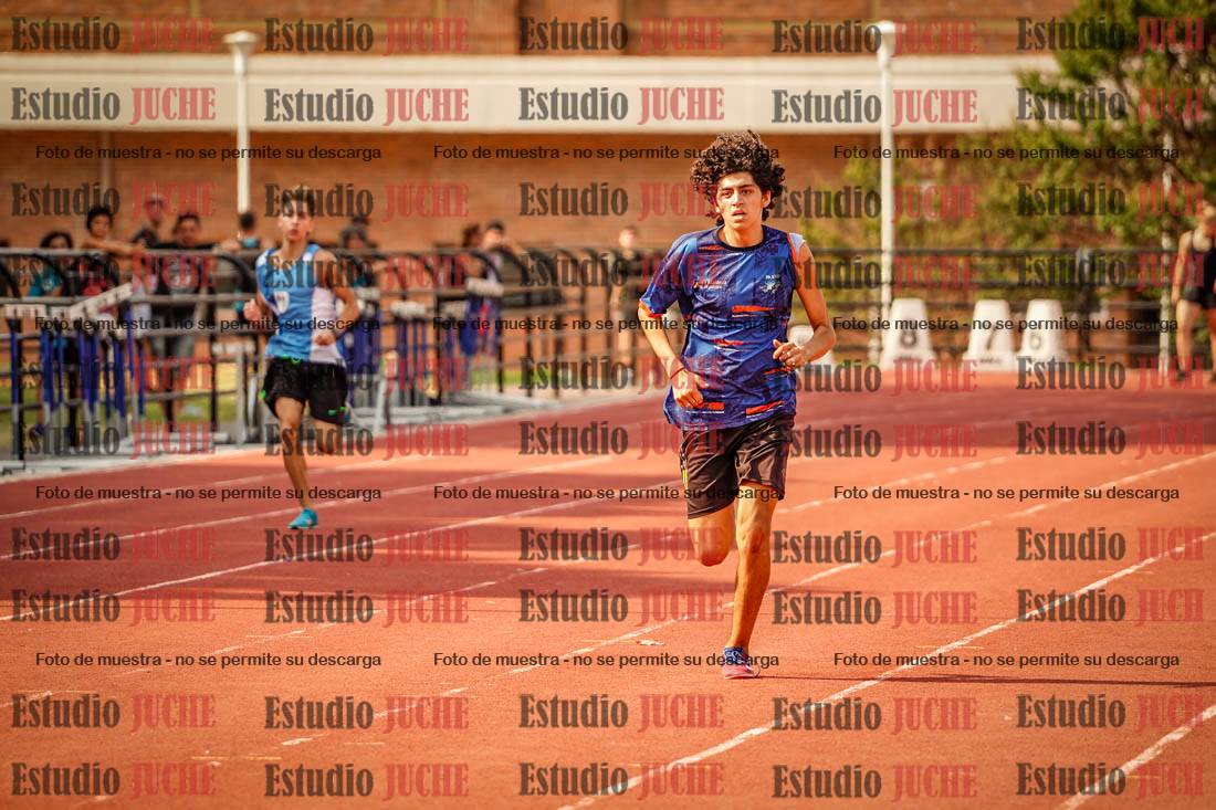 Fotos de los 400 m llanos de varones