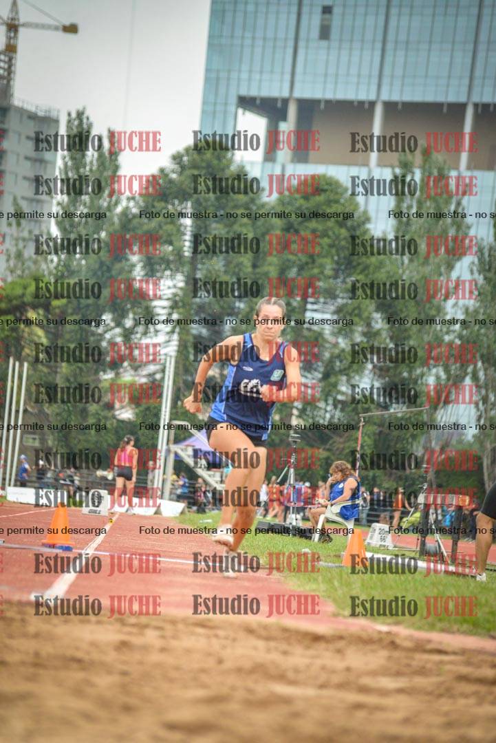 Fotos del salto triple - tabla de 8 y 10