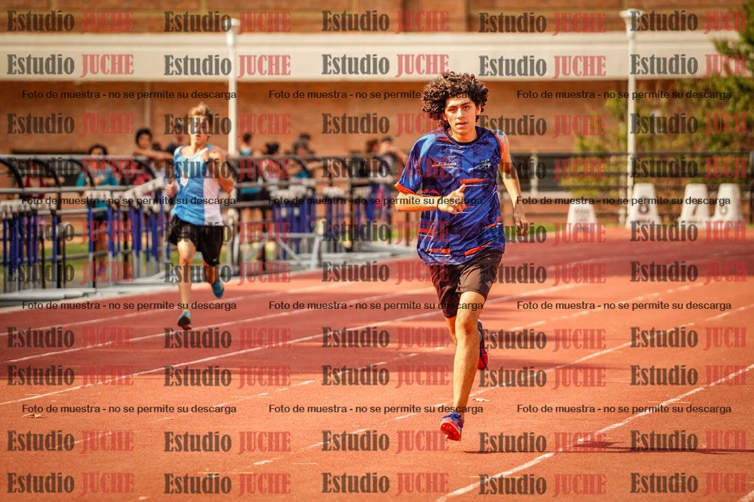 Fotos de los 400 m llanos de varones