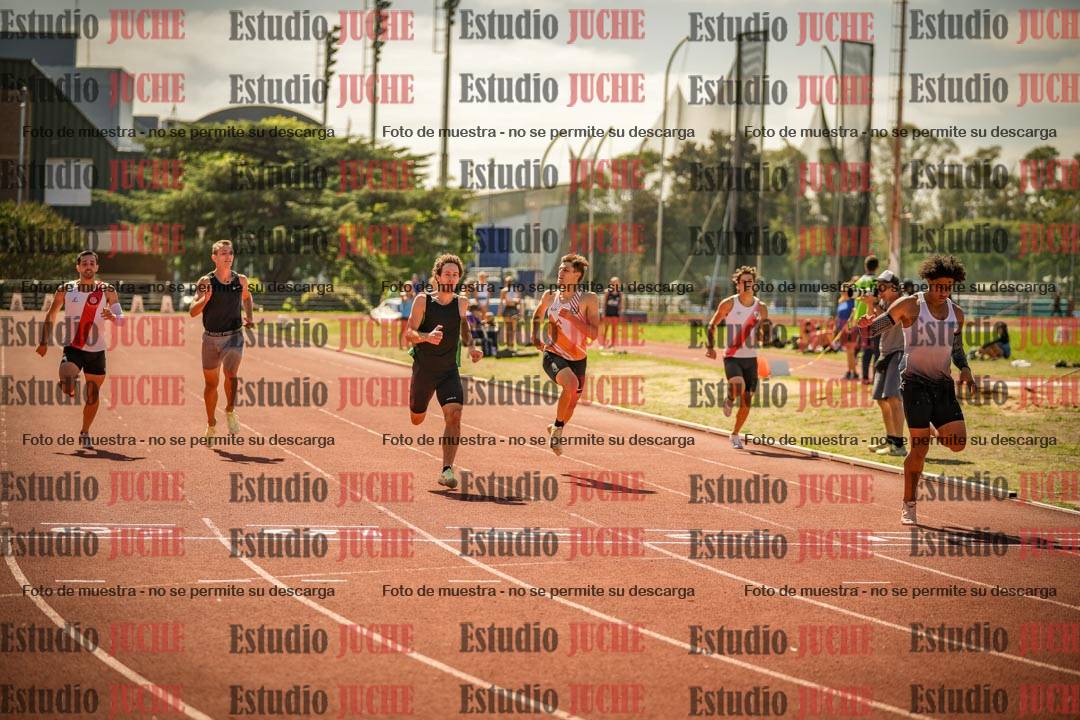 Fotos de los 400 m llanos de varones