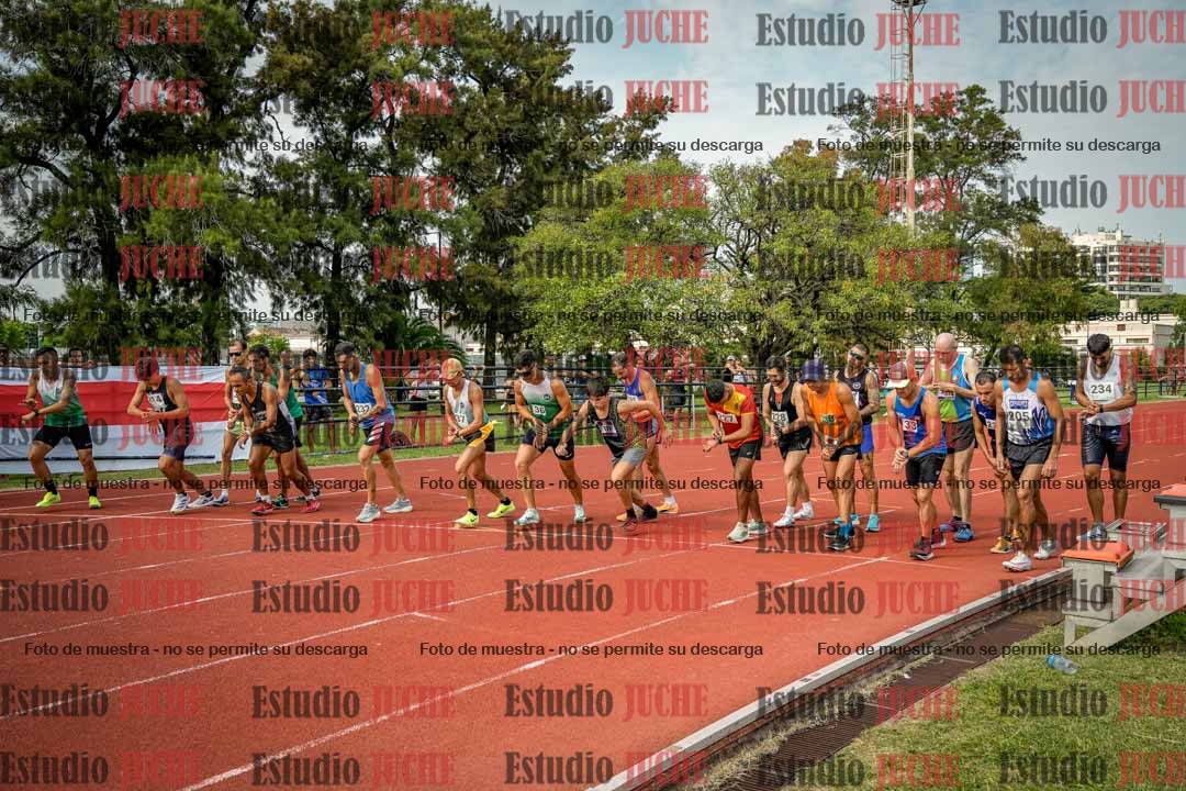 Fotos de los 3000 m llanos de varones