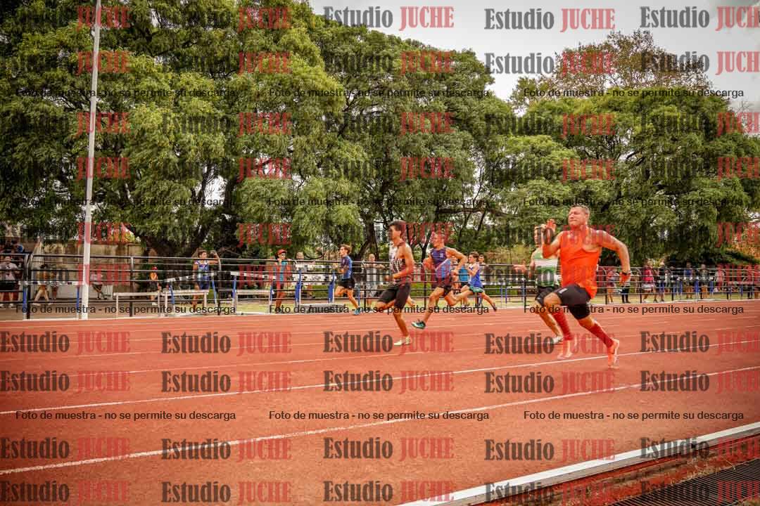 Fotos de los 100 m llanos de varones