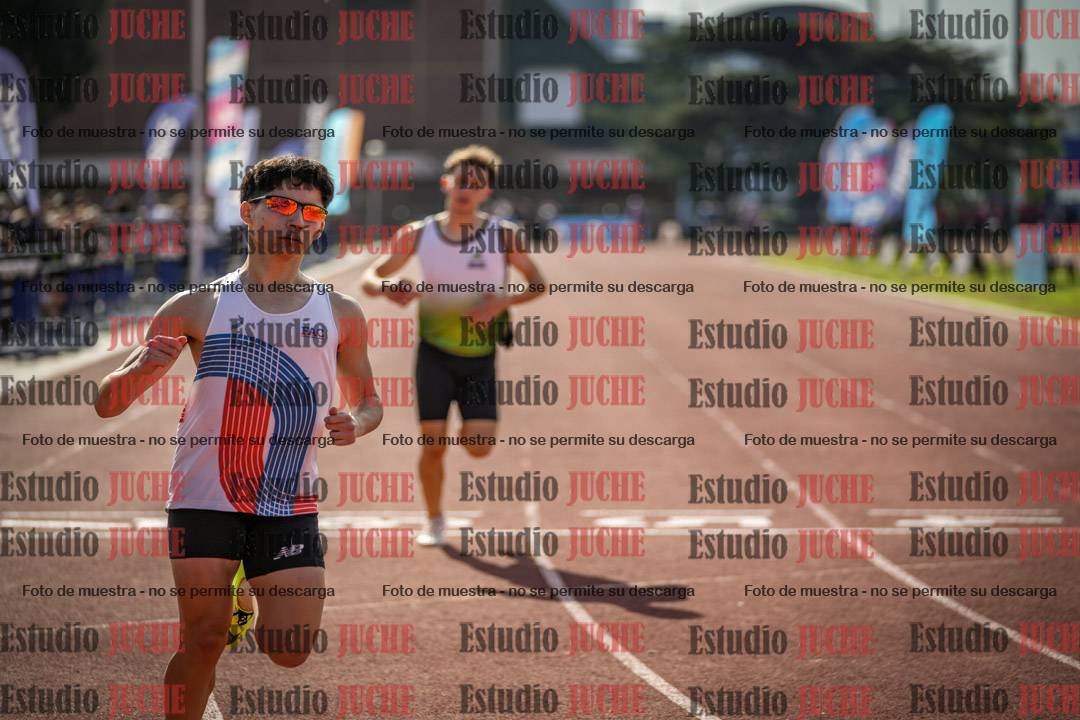 Fotos de los 400 m llanos de varones