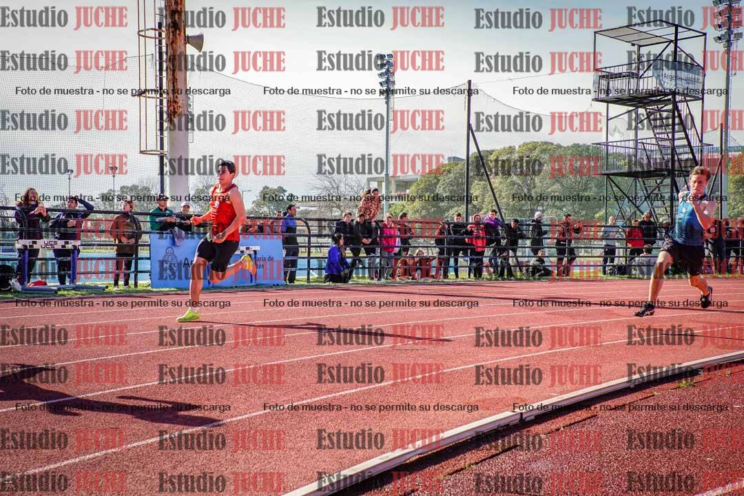 Fotos de los 200 m llanos de varones
