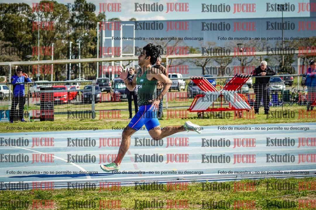 Fotos de los 800 m llanos de varones