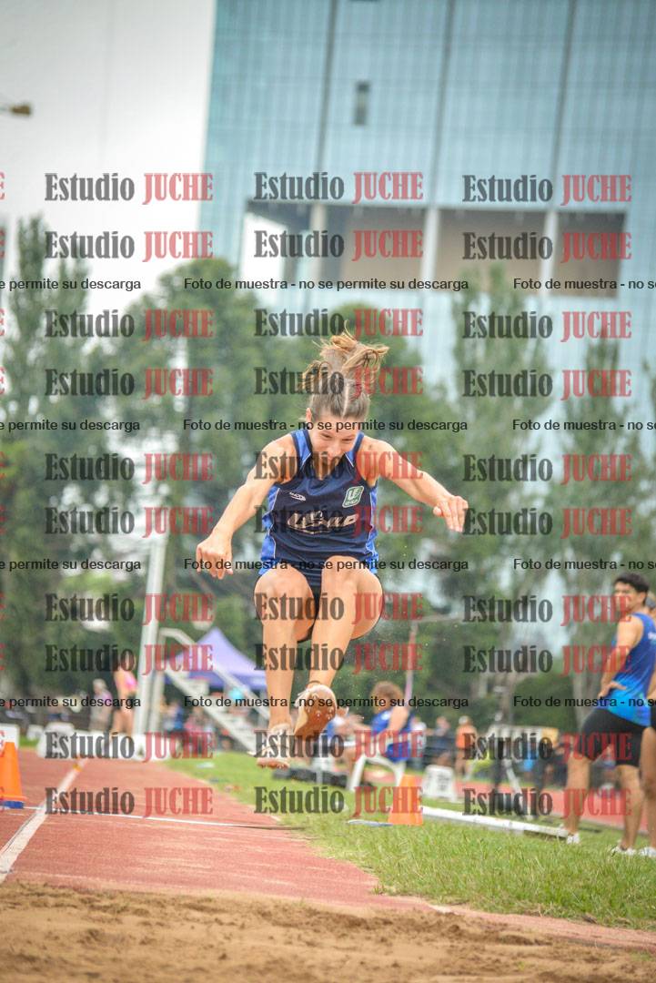 Fotos del salto triple - tabla de 8 y 10