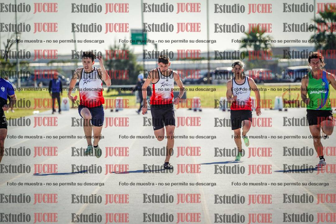 Fotos de los 100 m llanos de varones