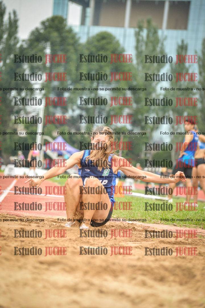Fotos del salto triple - tabla de 8 y 10