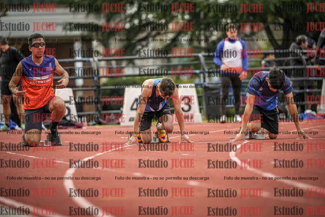 Fotos de los 100 m llanos de varones