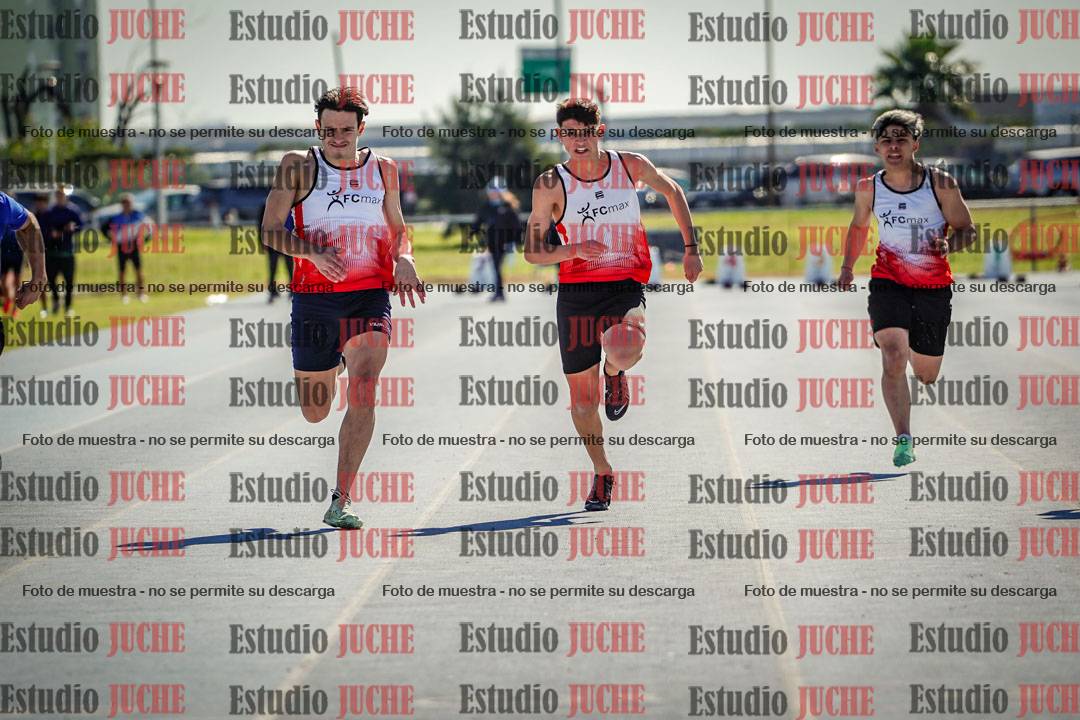 Fotos de los 100 m llanos de varones