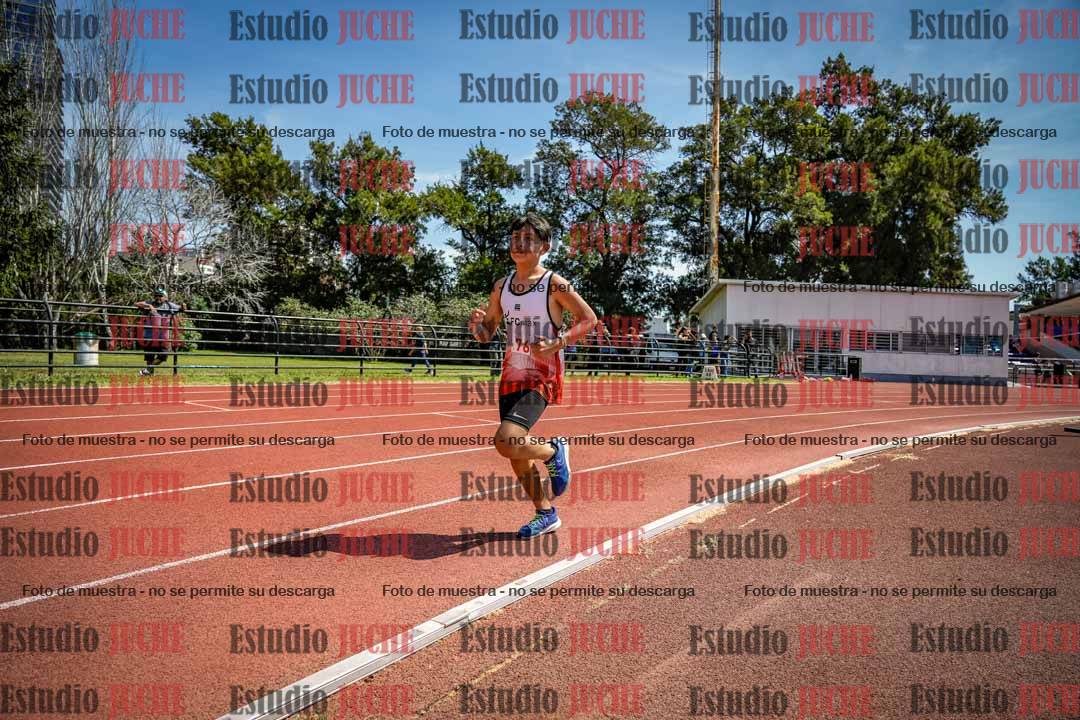 Fotos de los 2400 m llanos de varones