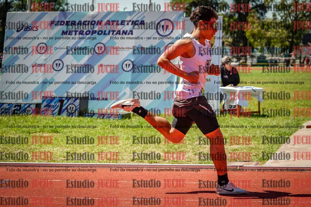 Fotos de los 800 m llanos de varones