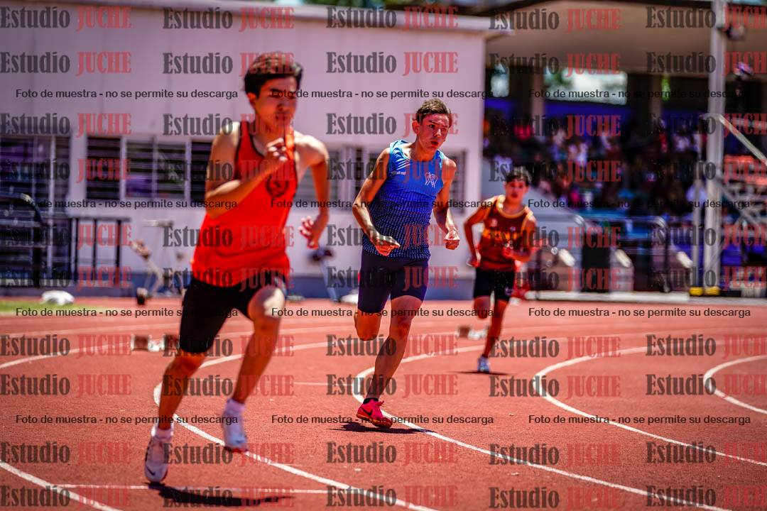 Fotos de los 400 m con vallas de varones