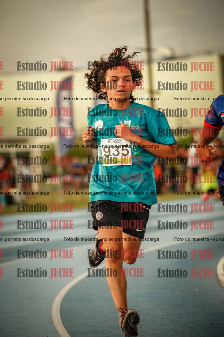 Fotos de los 1000 m llanos de varones