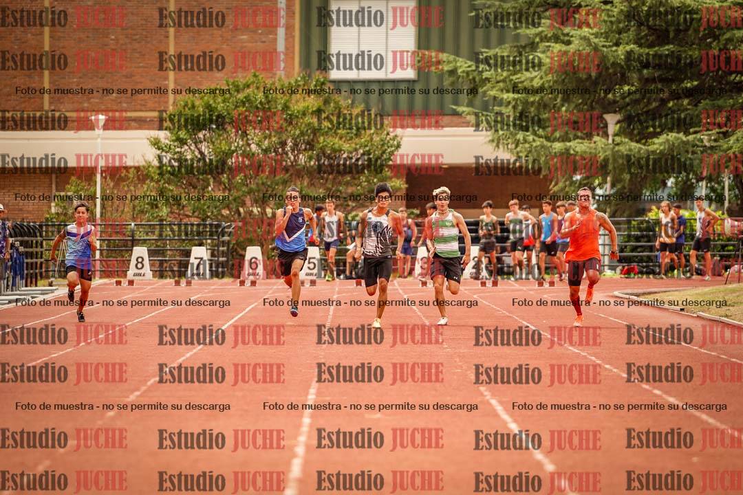 Fotos de los 100 m llanos de varones