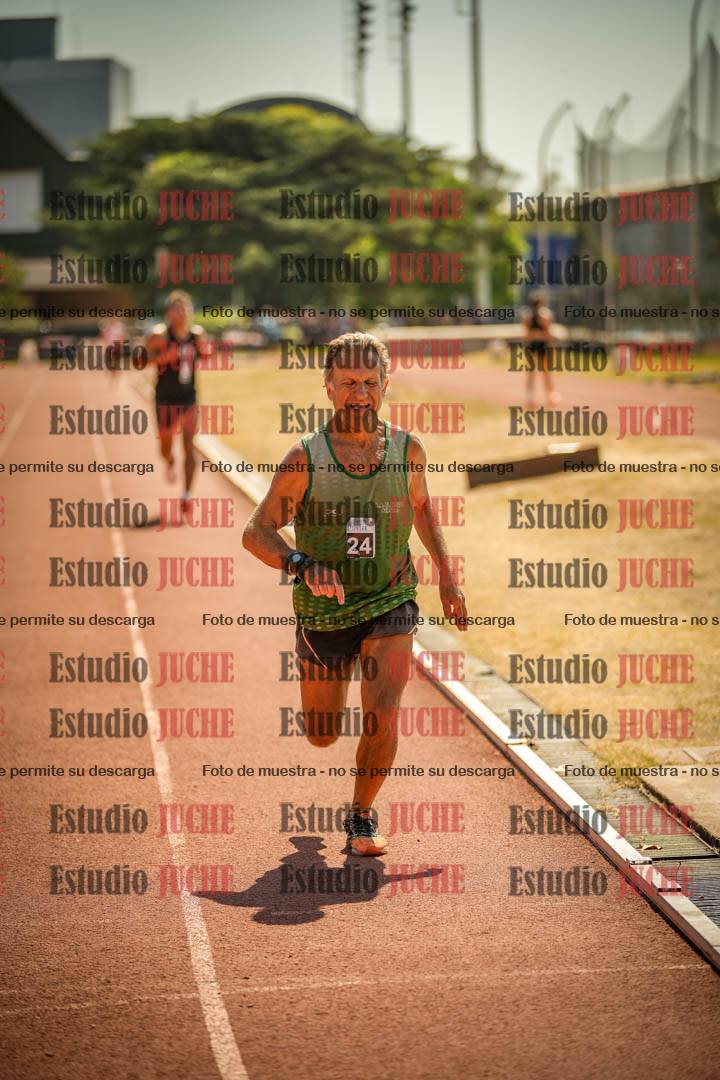 Fotos de los 3000 m llanos de varones