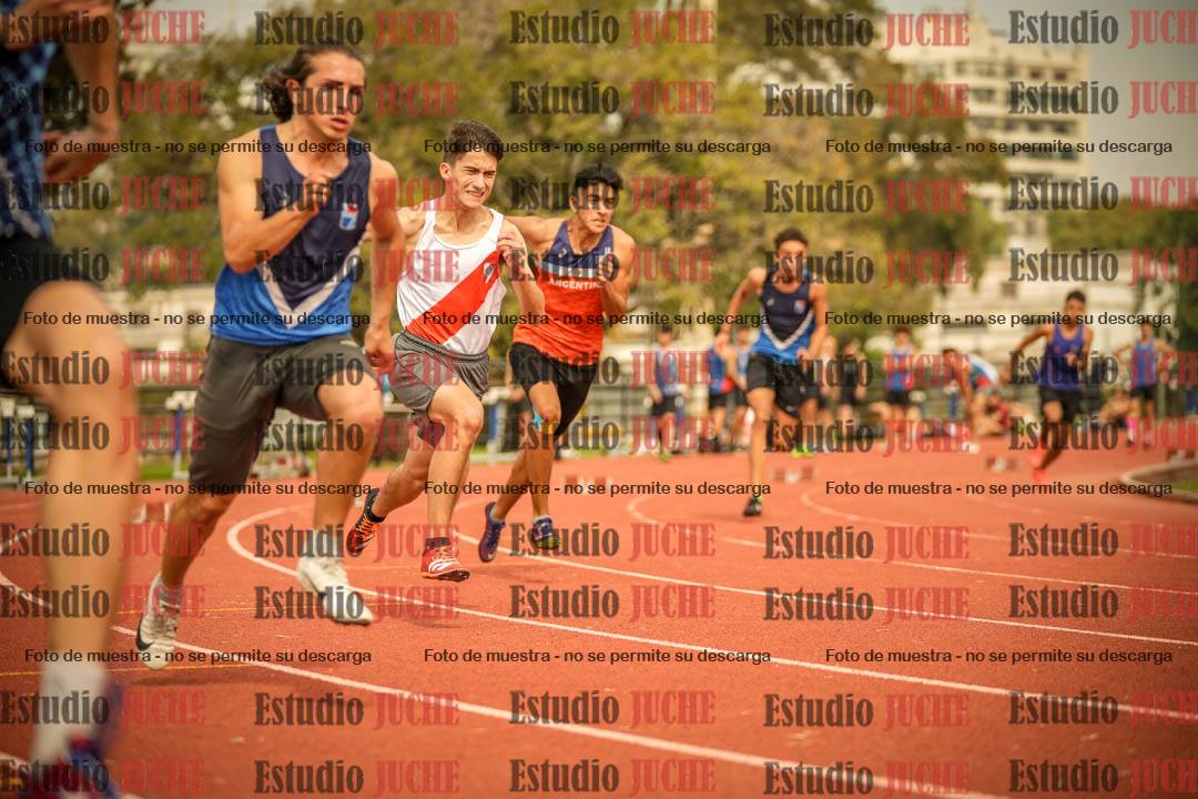 Fotos de los 200 m llanos de varones