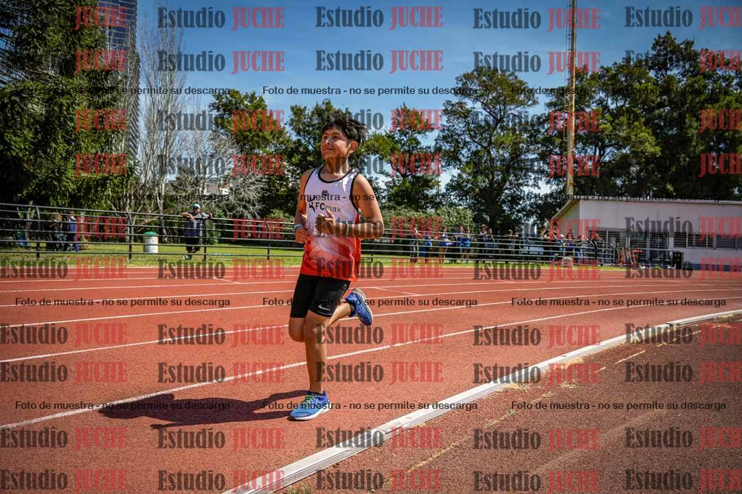 Fotos de los 2400 m llanos de varones