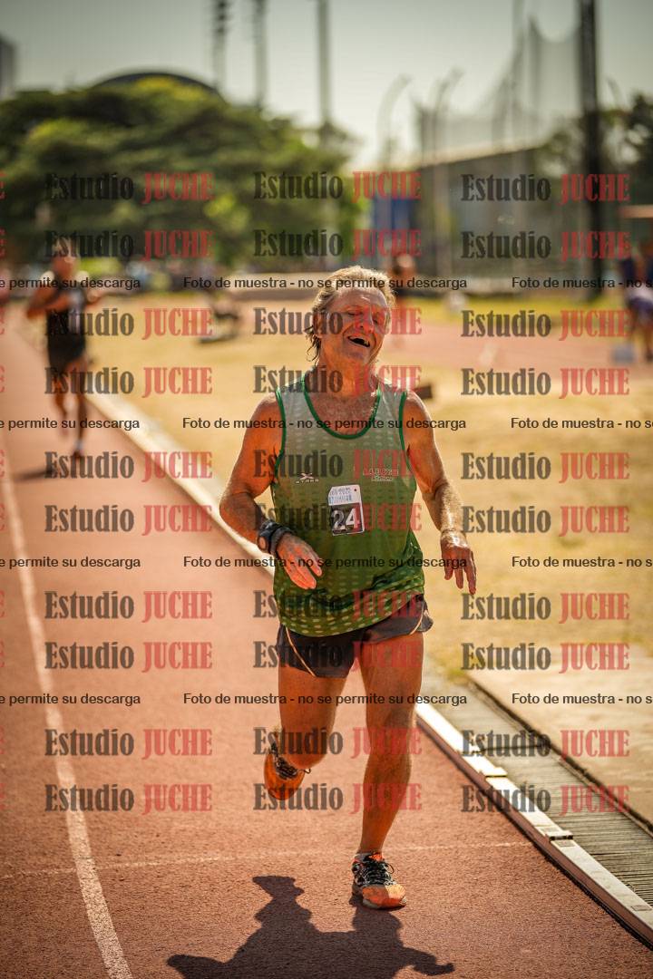 Fotos de los 3000 m llanos de varones