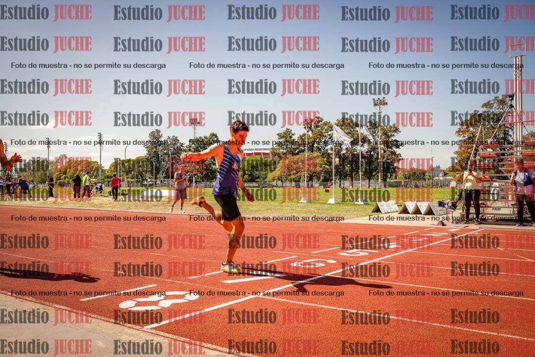 Fotos de los 400 m llanos de varones