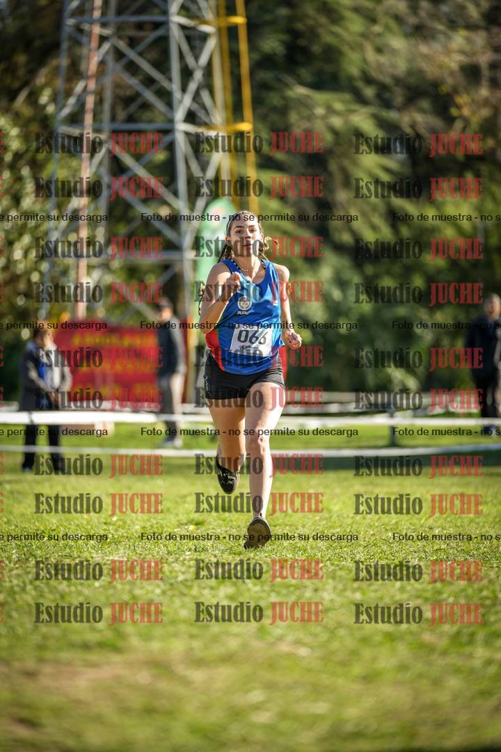 Fotos de la llegada del cross de 3000 m