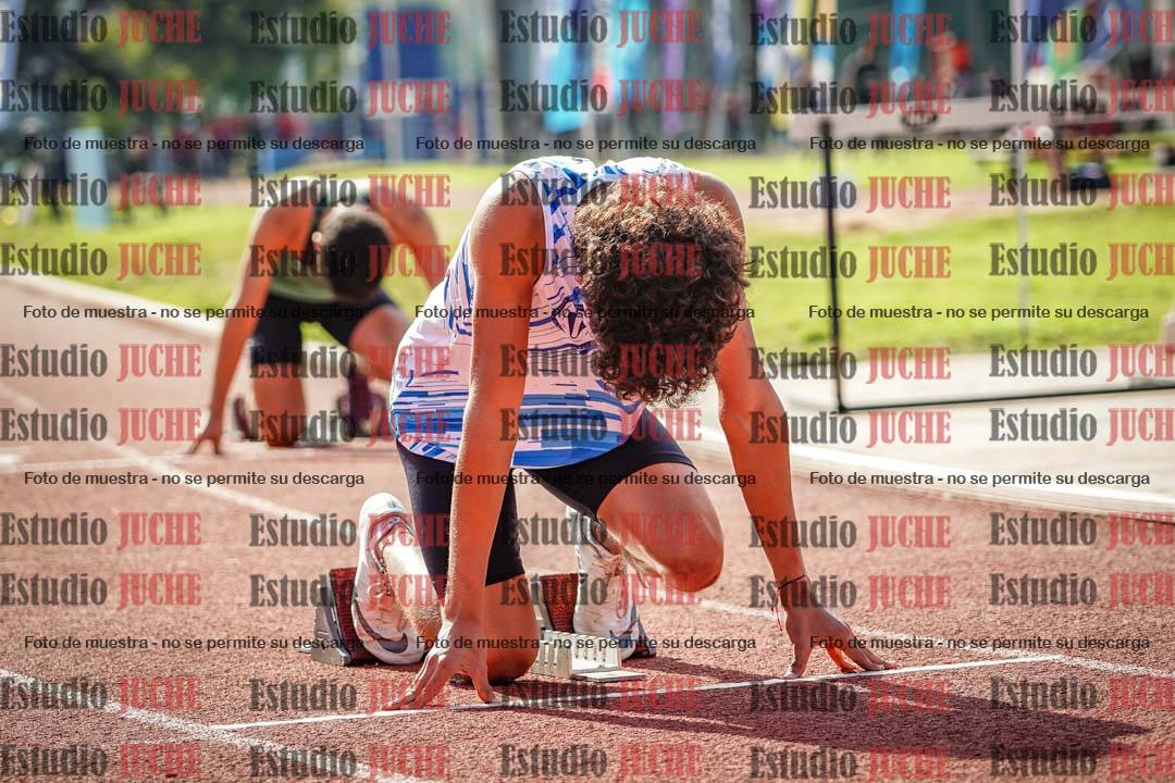 Fotos de los 400 m llanos de varones