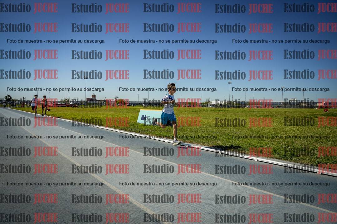 Fotos de los 1000 m llanos de varones