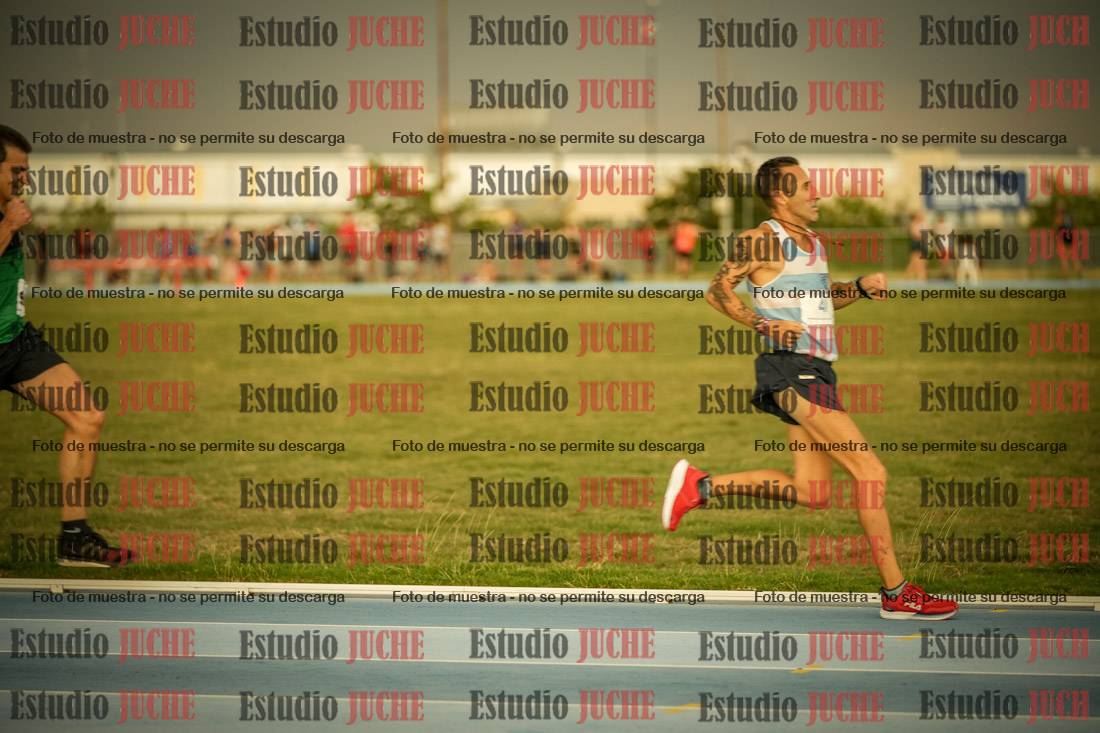 Fotos de los 1000 m llanos de varones