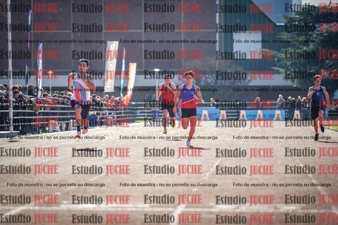 Fotos de los 200 m llanos de varones