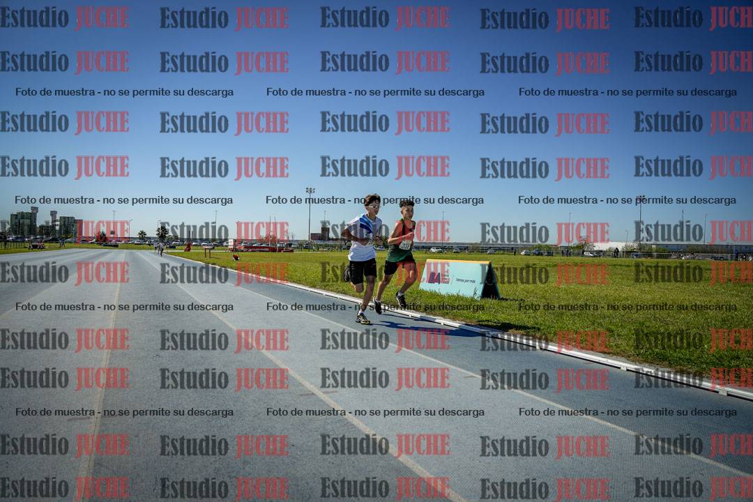 Fotos de los 1000 m llanos de varones