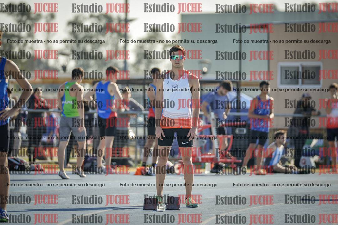 Fotos de los 400 m llanos de varones