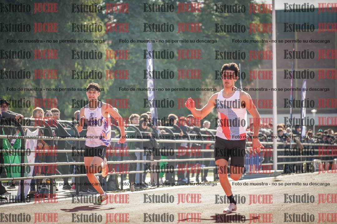 Fotos de los 200 m llanos de varones